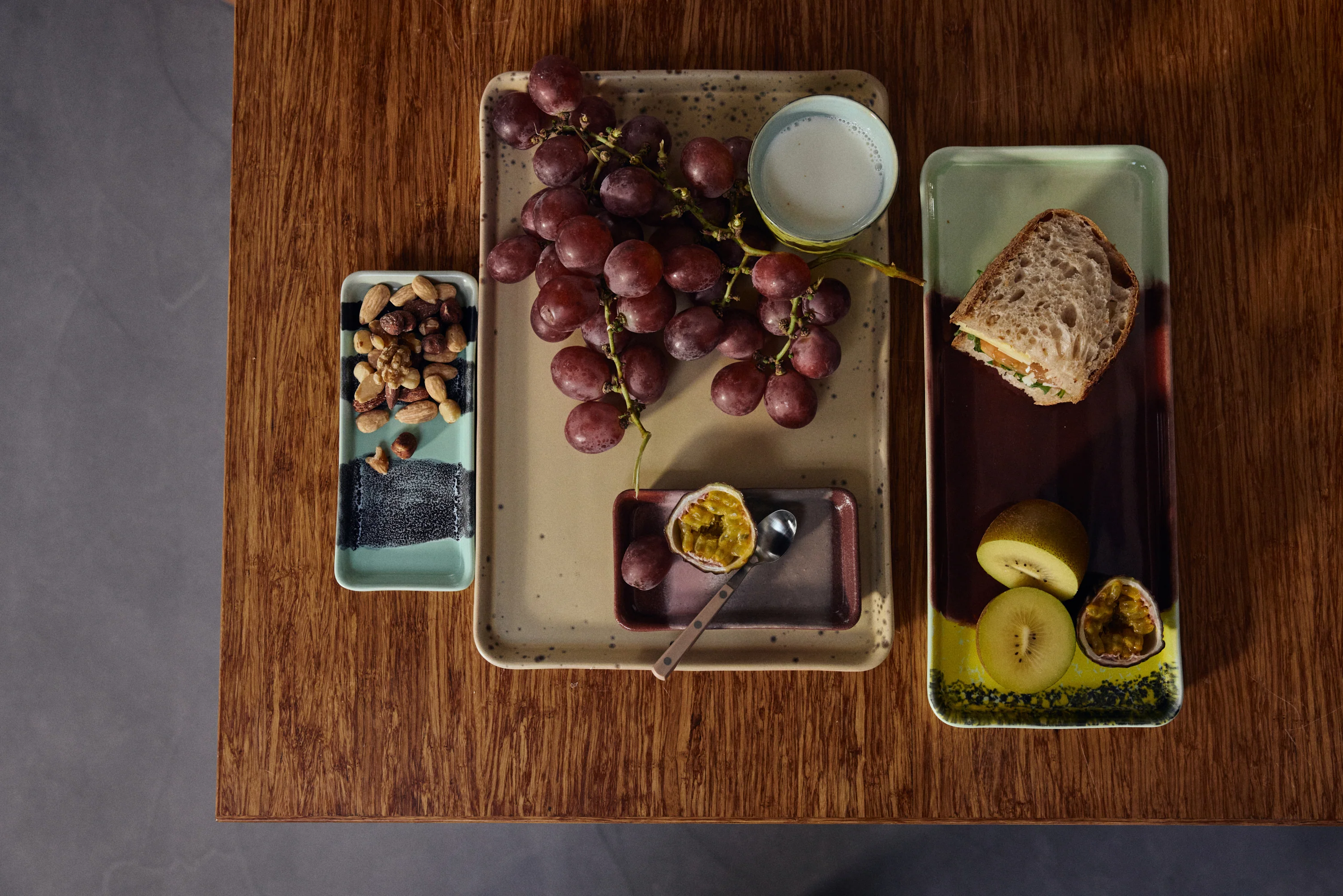 70’s Ceramics: Cake Tray, Cherry - Image 4