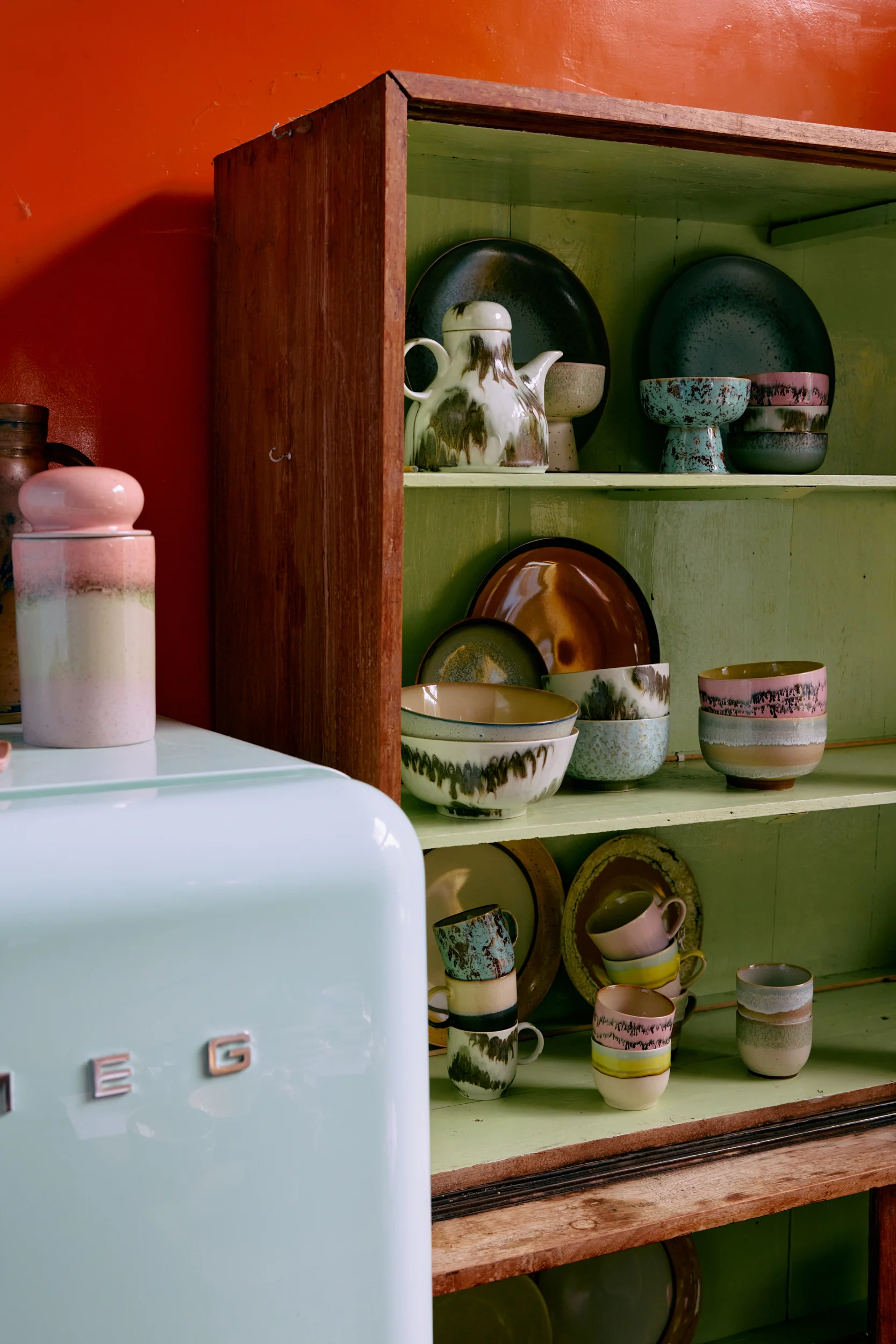 70's Ceramics: Café Mug, Patina - Image 4