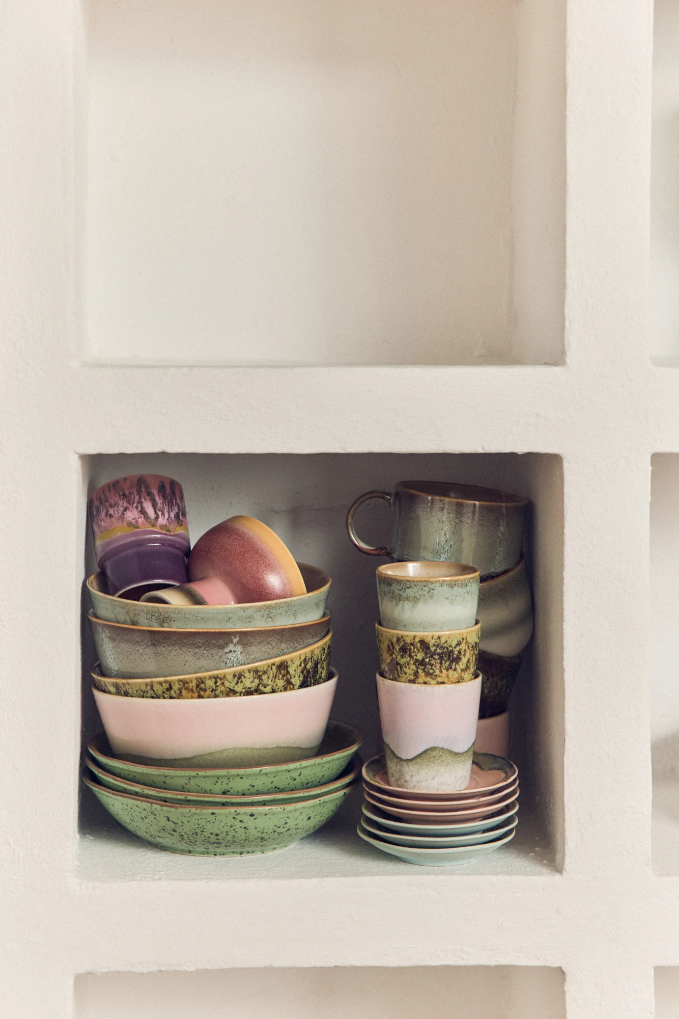 70's Ceramics: Coffee Mugs, Serendipity (Set of 4) - Image 5