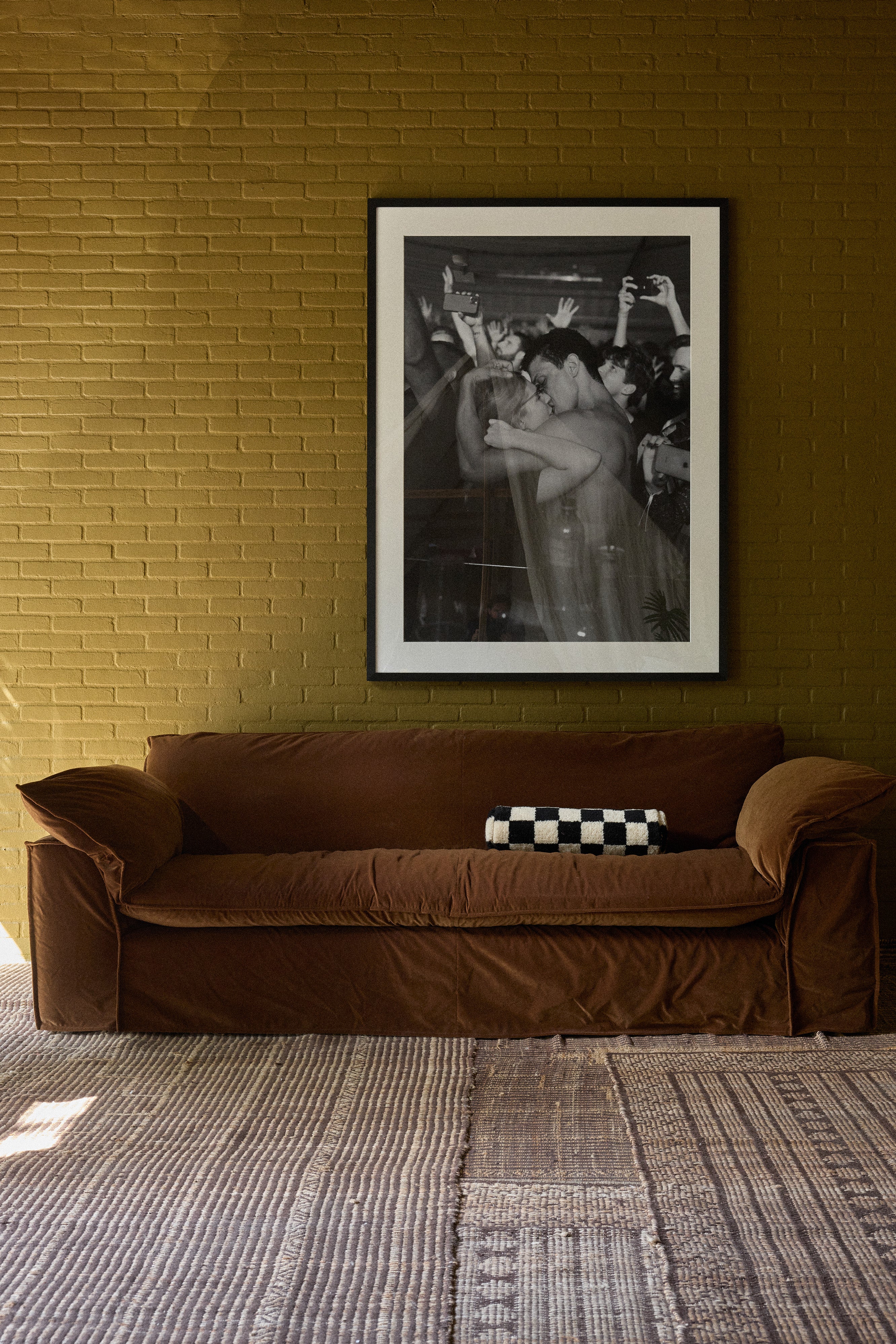 Nomad Couch: 244cm, Royal Velvet, Caramel - Image 4