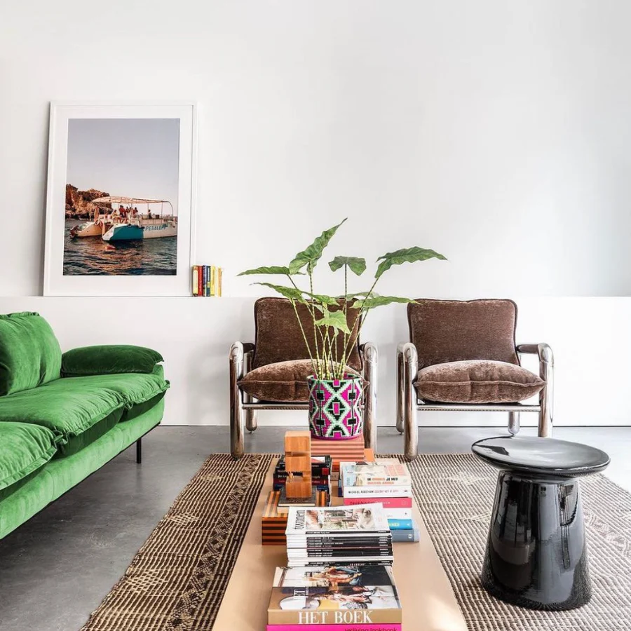 Retro Sofa: 4- Seats, Royal Velvet, Green - Image 4